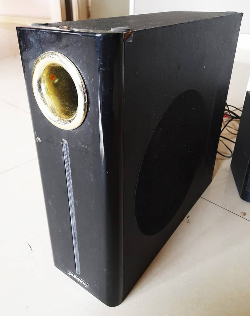 Audionic large speakers 2