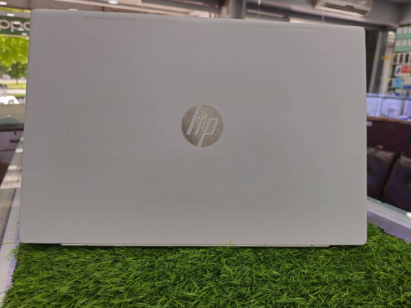 HP PAVILION 15 core i7 8th Gen Nvidia card 5