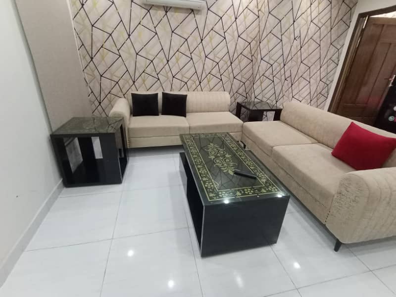 FOR RENT 1 BED ROOM FUL FURNISHED APARTMENT SECTOR C BAHRIA TOWN LAHORE 4