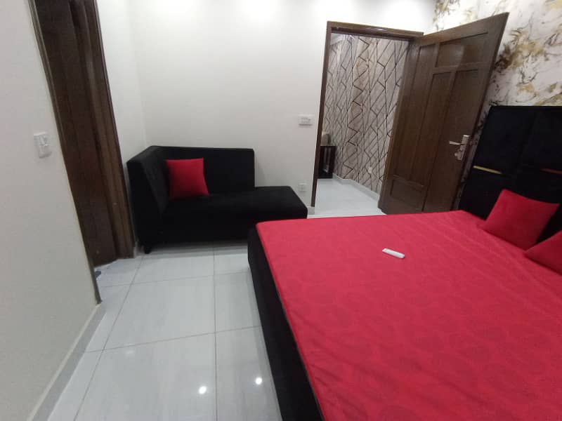 FOR RENT 1 BED ROOM FUL FURNISHED APARTMENT SECTOR C BAHRIA TOWN LAHORE 9