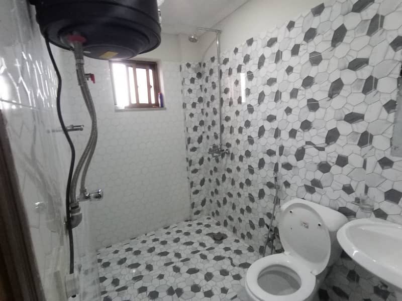 FOR RENT 1 BED ROOM FUL FURNISHED APARTMENT SECTOR C BAHRIA TOWN LAHORE 11