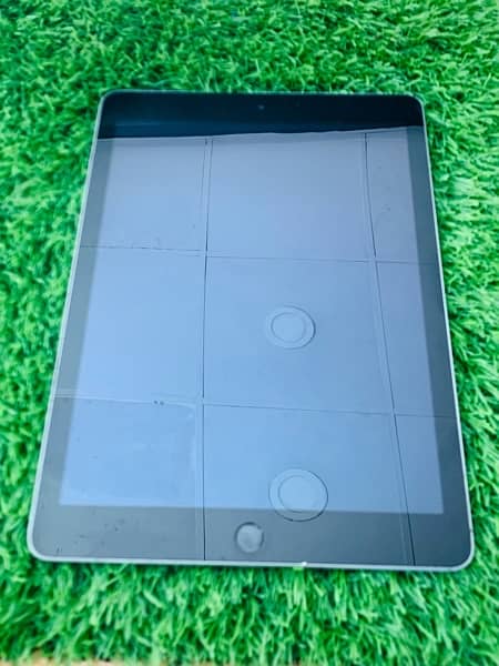 IPad 5th Generation 1