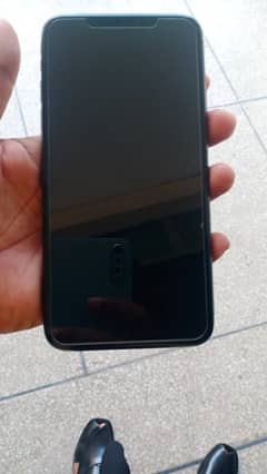 i phone 11 pro max 10/10 64 gb non PTA factory unlock