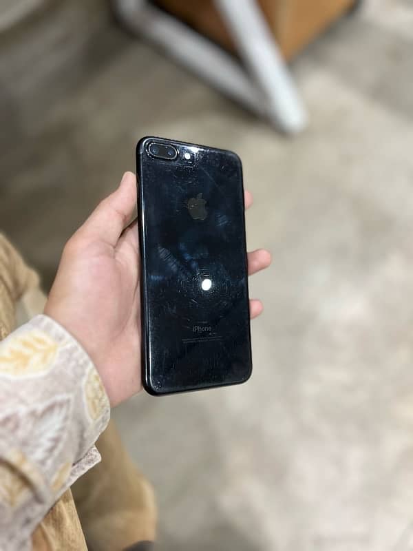 iPhone 7 plus 128gb jv urgent sale 6