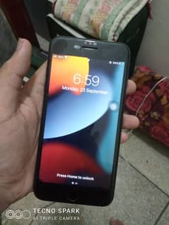 iphone 7 plus      256 gb  official pta approved