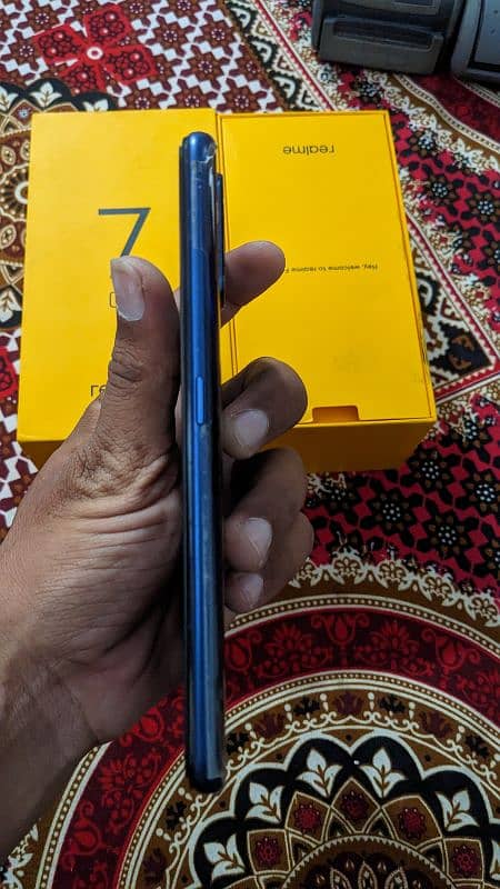 Realme 7 Pro 8gb ram and 128gb rom pta approved 9