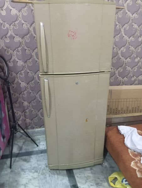 fridge good h Achi colling Karti h 1