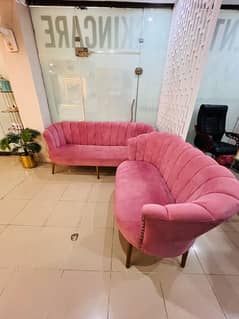 7 seaters sofa set along with two extra guests chairs 0