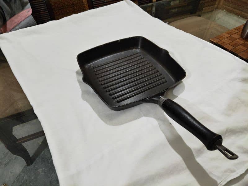 Heavy duty Grill pan 1