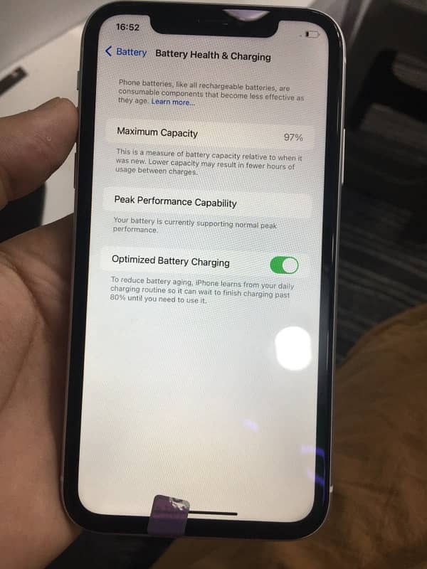 iPhone XR jv nonpta 3