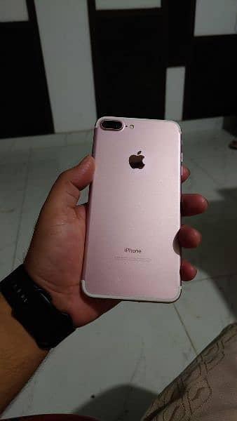 apple iphone 7 plus 128gb Sale/exchange 1