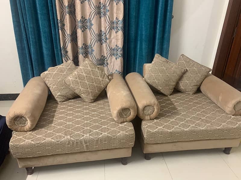 Elegant Sofa Set for Sale 1