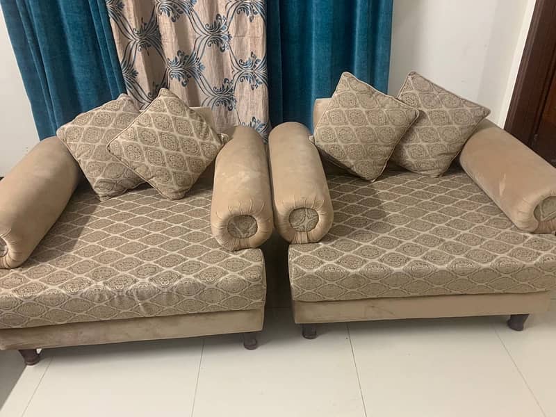 Elegant Sofa Set for Sale 2