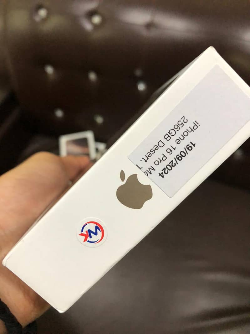 Apple iPhone 16Pro Max 256Gb New 4