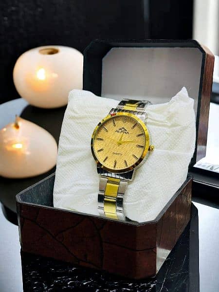 man's casual analogue watch 1