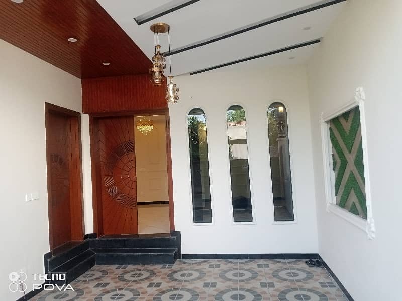 BANIGALA 10 Marla Brand New stylish house near to Imran Khan resident lake and hill view for sale 3