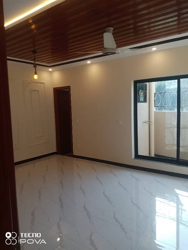 BANIGALA 10 Marla Brand New stylish house near to Imran Khan resident lake and hill view for sale 11