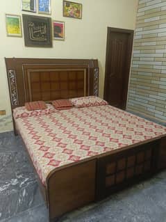 King size double bed, with side tables and dressing table