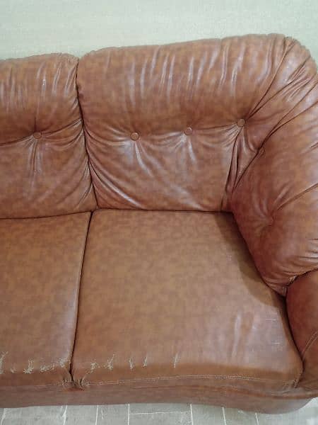 Used 5 seater Comforter Sofa set 5