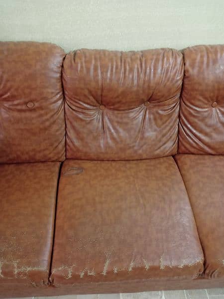 Used 5 seater Comforter Sofa set 6