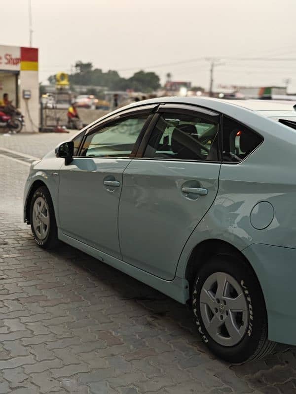 Toyota Prius 2010 4