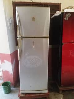 Large Size Dawlance Fridge 100% OK and best quality