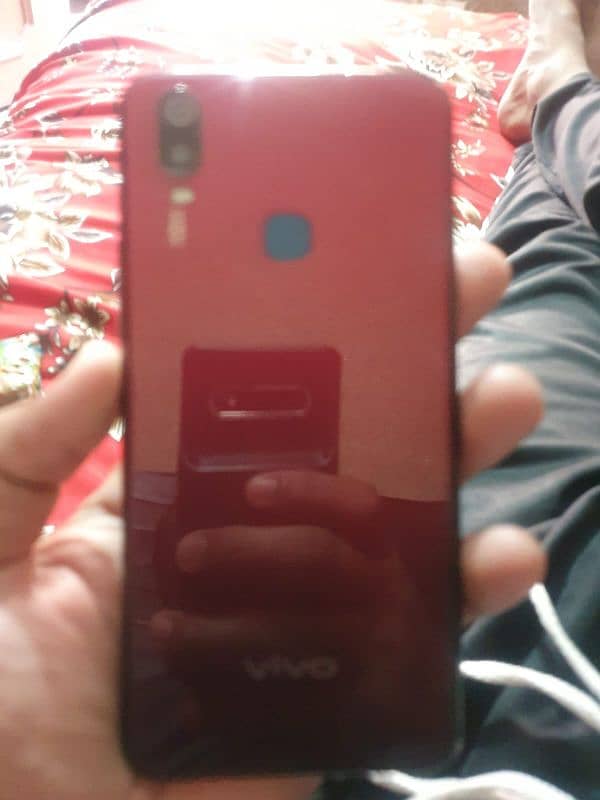 vivo Y11 4