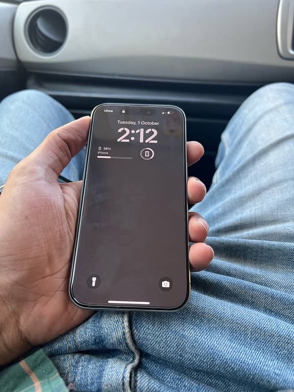 I Phone 15 Pro 128 GB Non PTA 6