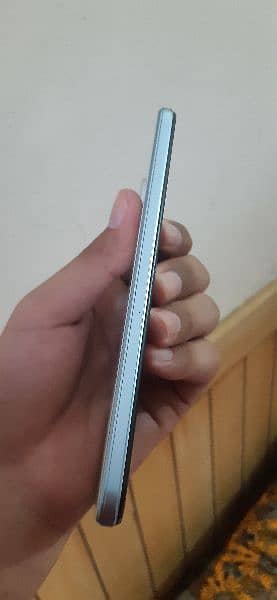 vivo Y21 A 4