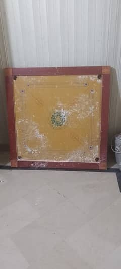 carrom board