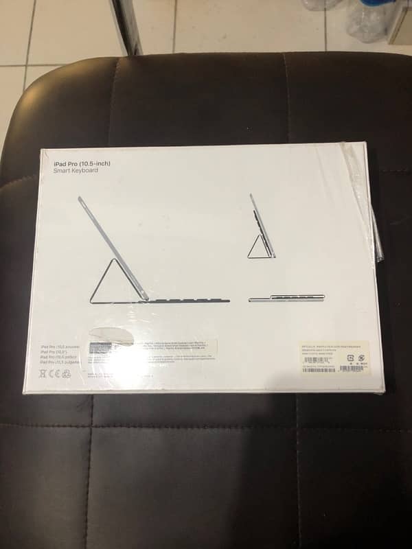 IPAD PRO SMART KEYBOARD 10.5 INCH BRAND NEW 1