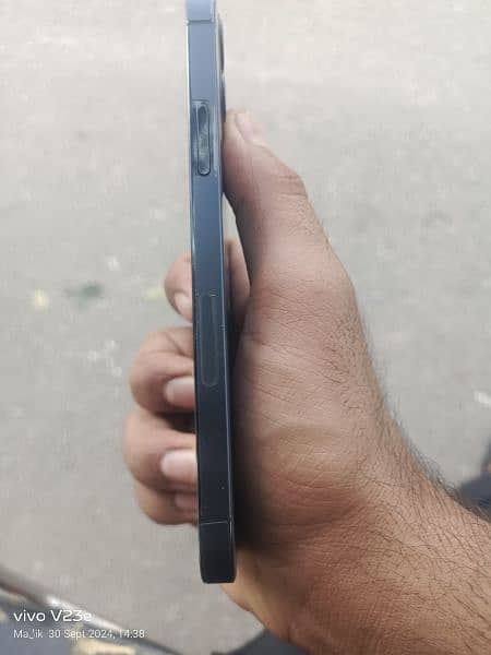 Apple iphone 12pro non PTA 9