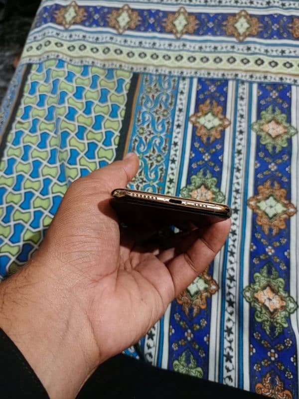 I phone xs Max For Urgent Sale 4