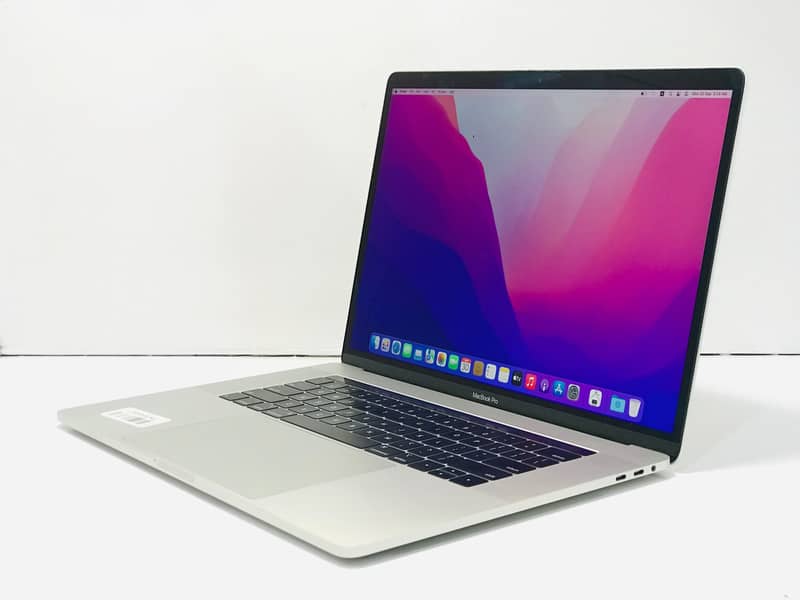 APPLE MACBOOK PRO 2017 CI7 16/512GB 4GB GC 2