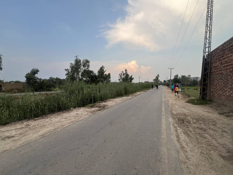 Land For Sale On Main Manga Raiwand Road 2