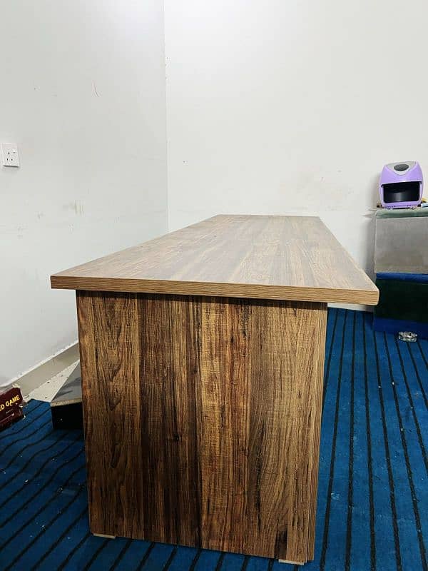 Office table for sale 1