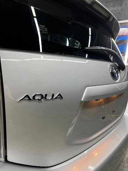 Toyota Aqua S 2013 9