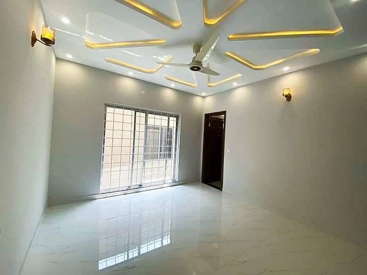 3 YEARS INSTALLMENT PLAN HOUSE PARK VIEW CITY LAHORE FOR SALE 5