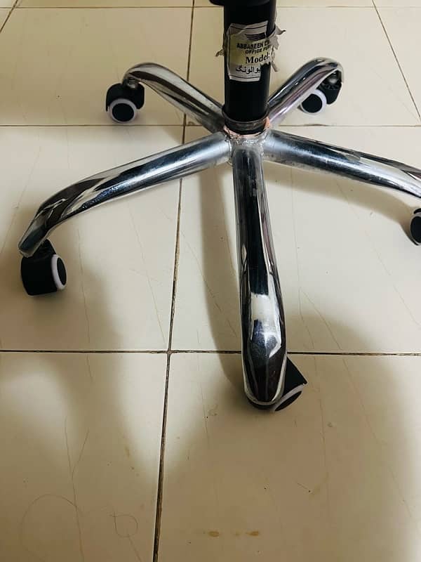 Table and Chair for Sale 8