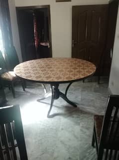 wooden dinning table for 6 chairs