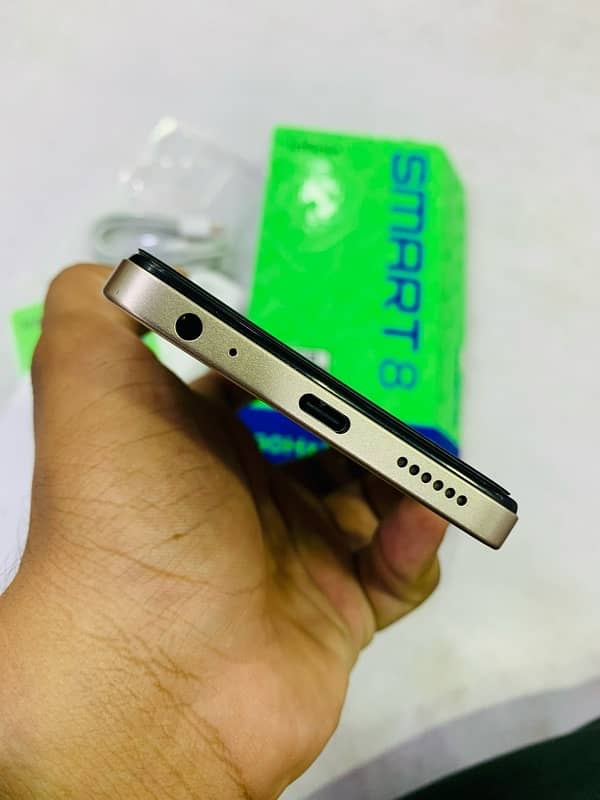 infinix smart 8 box open 2