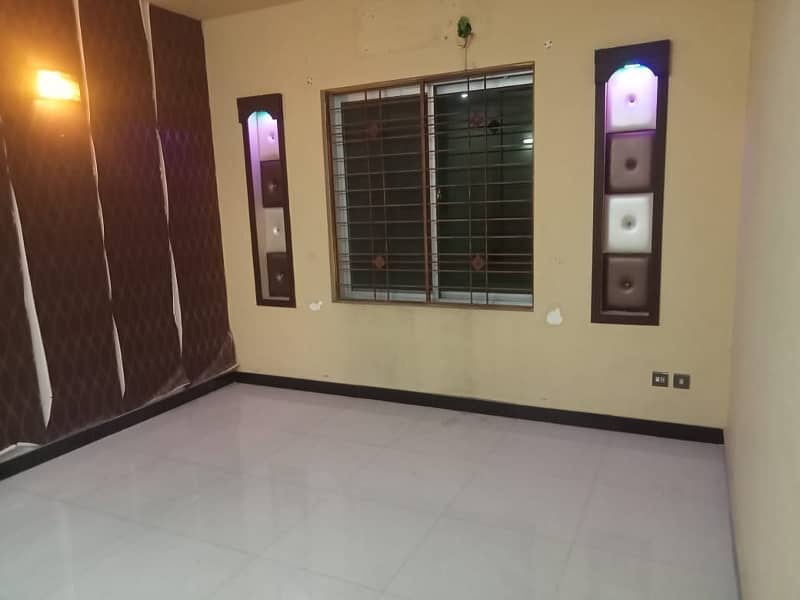 10 Marla House For Rent in Bahria Town Lahore 11