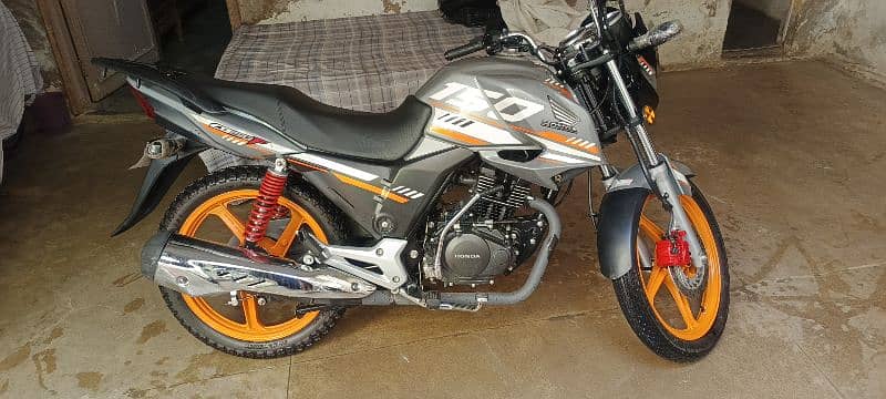 Honda CB150F 10/10 condition open letter bike 03368315685 contact 4