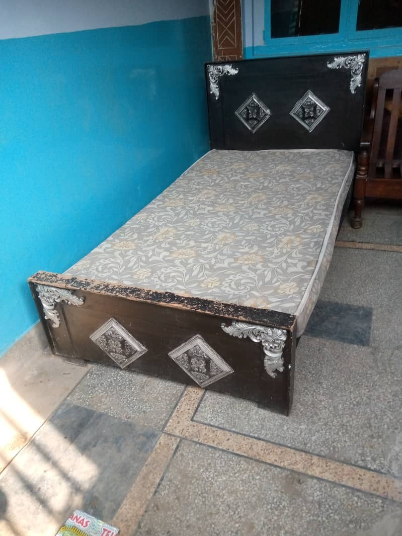 Single bed 3