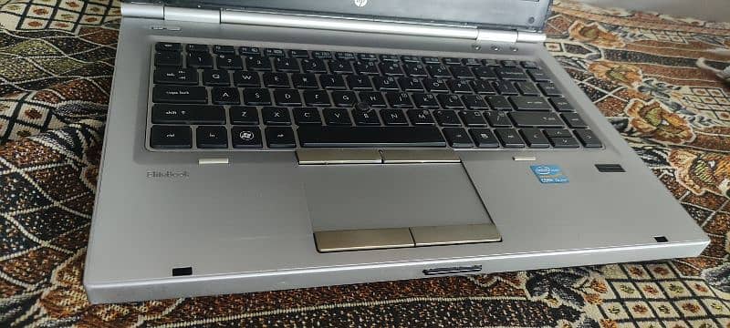 Hp laptop ci5 3rd generation, model EliteBook 8460p 1