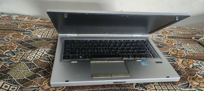 Hp laptop ci5 3rd generation, model EliteBook 8460p 2