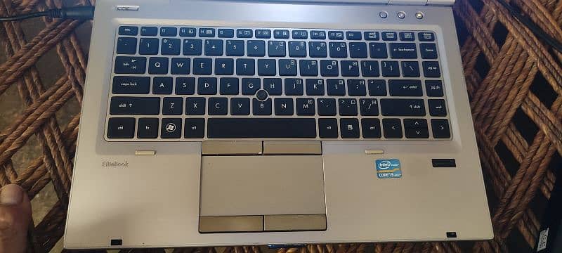 Hp laptop ci5 3rd generation, model EliteBook 8460p 7