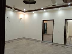 10 Marla House Available For Rent in Gulmohar Block Bahria Town Lahore