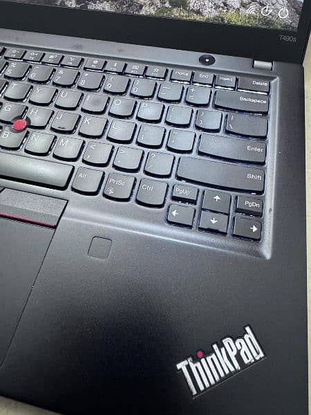 Lenovo Thinkpad T490s Core i7 8th Gen 1