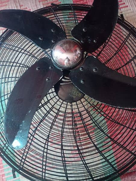 Hi-Tech Wall/Bracket Fan 1